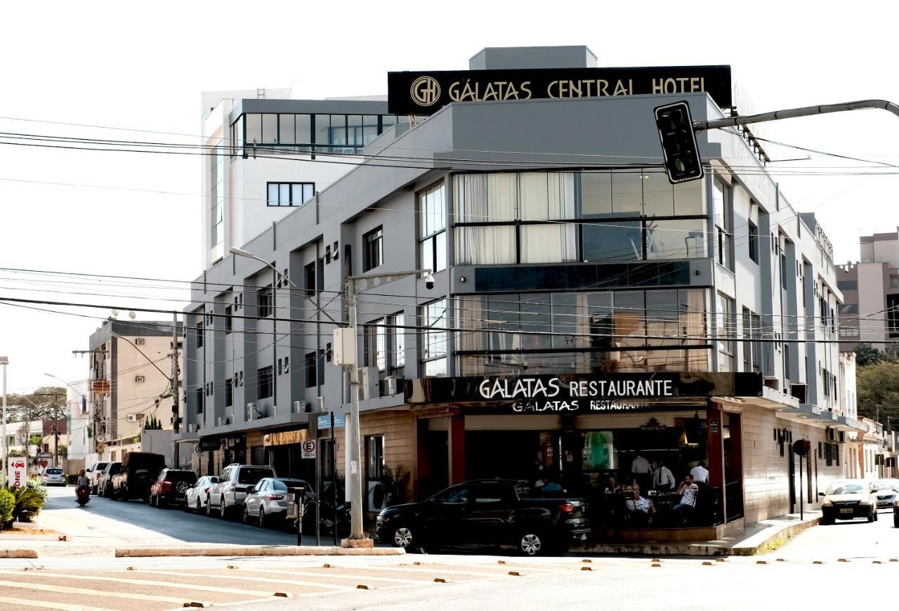 Galatas Central Hotel Patos de Minas Buitenkant foto