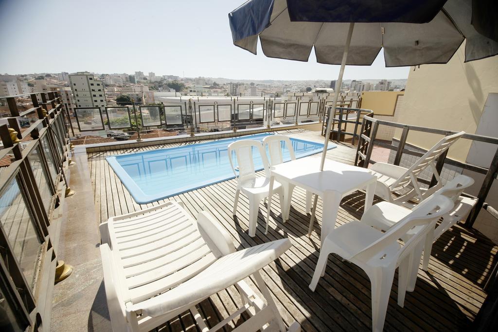 Galatas Central Hotel Patos de Minas Buitenkant foto